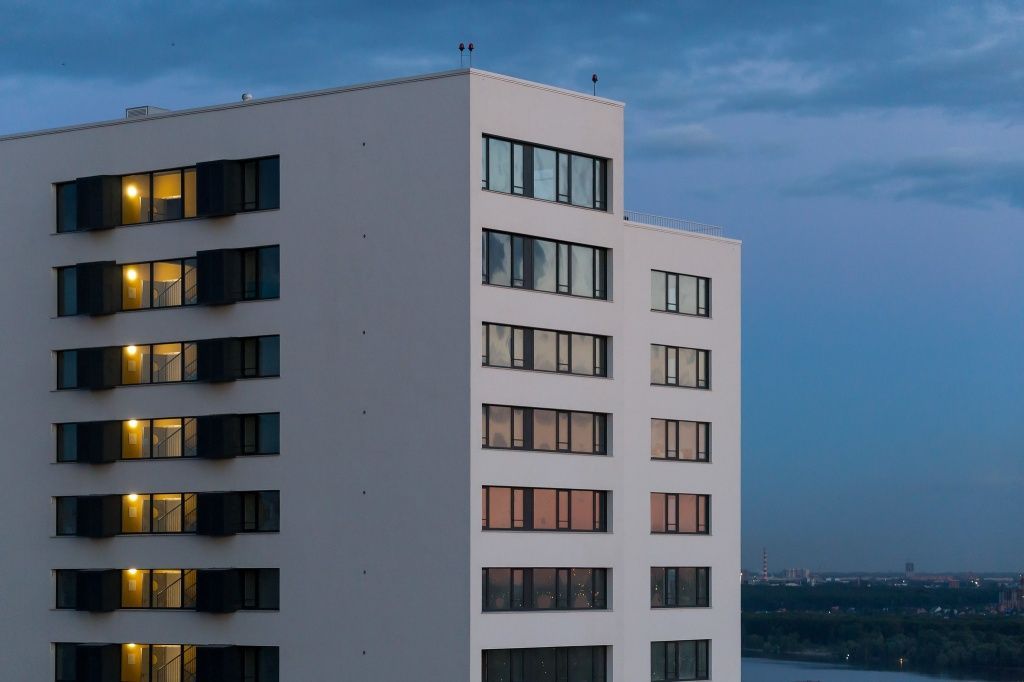 Эксперты: цены на жилую недвижимость в России не упадут — pr-flat.ru