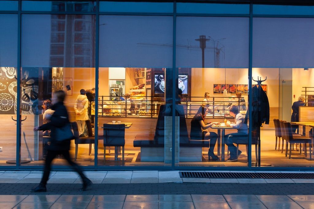 Президент предложил ввести ограничения на размещение в жилых домах ряда объектов торговли — PR-FLAT.RU