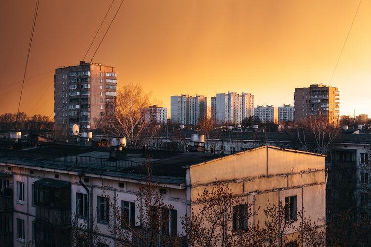 Людей из аварийного жилья могут переселять в индивидуальные дома — pr-flat.ru