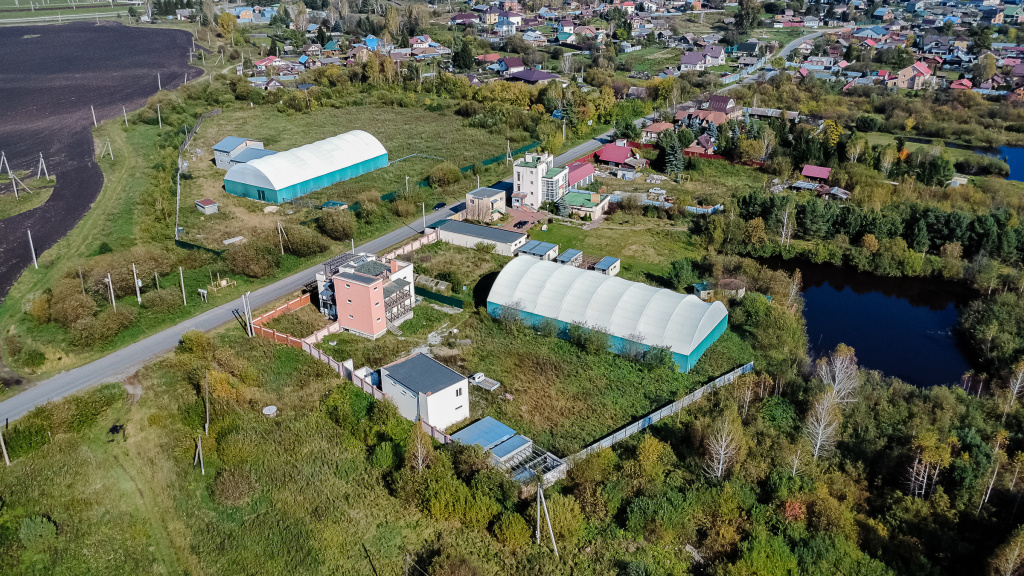ИВА — конный клуб и рекреационный кластер на пруду под Екатеринбургом | продажа комплекса, 120 млн ₽ ИВА — конный клуб и рекреационный кластер на пруду под Екатеринбургом | продажа комплекса, 120 млн ₽