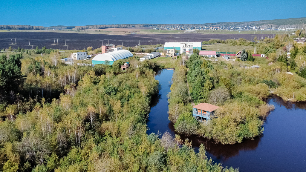 ИВА — конный клуб и рекреационный кластер на пруду под Екатеринбургом | продажа комплекса, 120 млн ₽ ИВА — конный клуб и рекреационный кластер на пруду под Екатеринбургом | продажа комплекса, 120 млн ₽